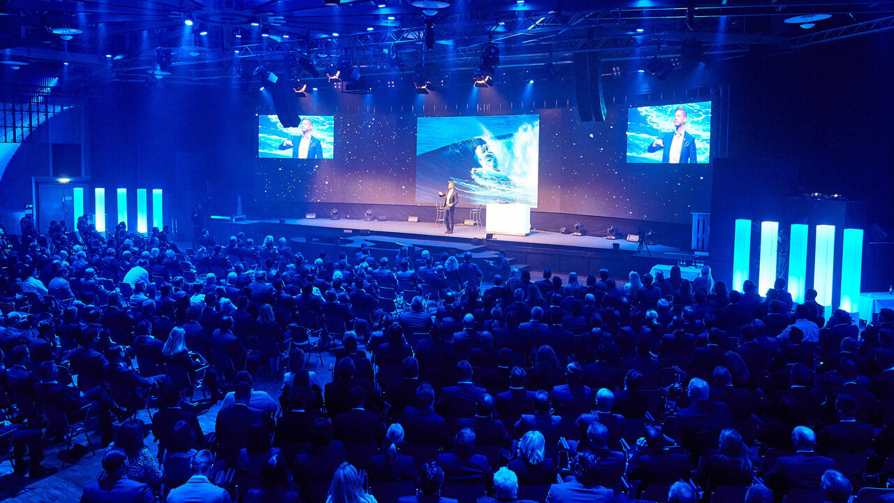 Keynote Speaker in Austin: The Top. CSP® Speaker