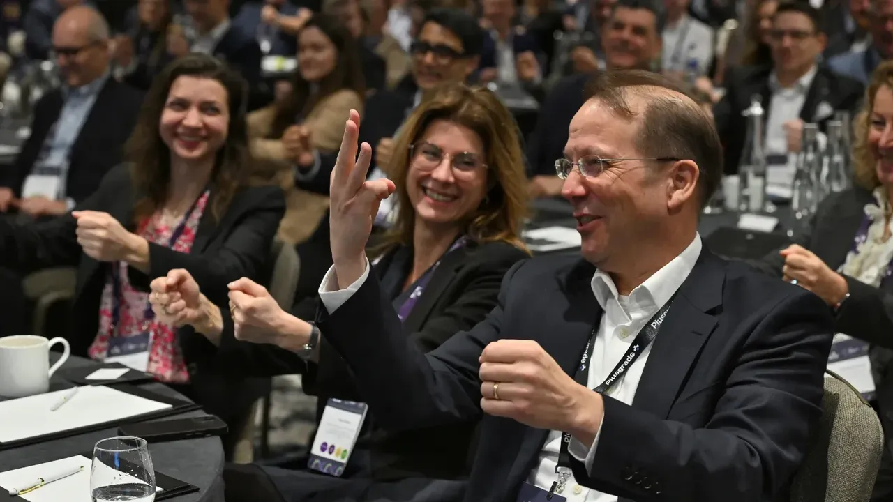 Florian Ilgen leads an interactive exercise as keynote speaker at a Kuala Lumpur event