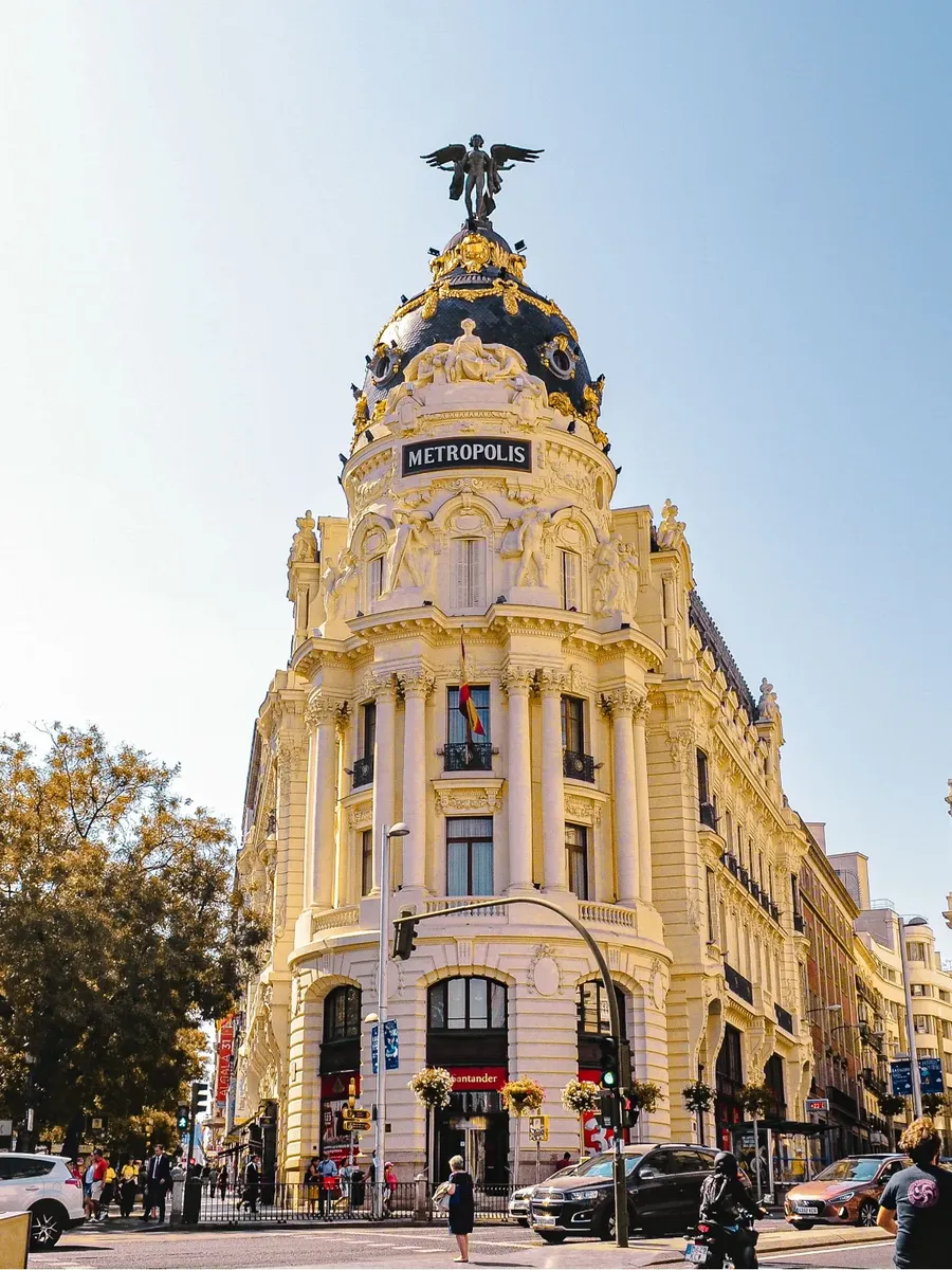 The No. 1 Keynote Speaker in Madrid: Dr. Florian Ilgen